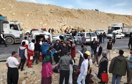 تصادف زنجیره‌ای و مرگبار در استان ایلام