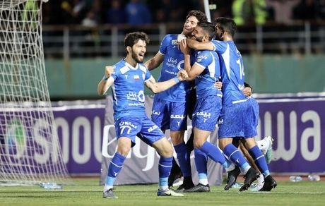 بازگشت بازیکن ازبکستانی به تمرین استقلال