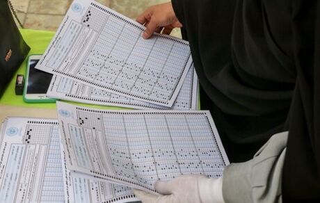 شناسایی و انهدام ۳ باند جعل مدارک دانشگاه آزاد در یک سال گذشته