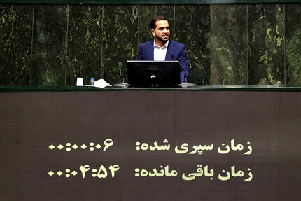 افزایش ۲۱ تا ۴۳ درصدی حقوق شاغلان و بازنشستگان به صورت پلکانی تایید شد