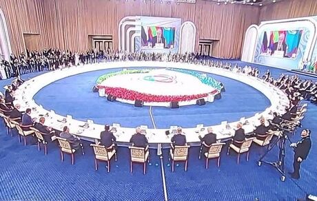 با حضور رئیس جمهور کشورمان، اجلاس سران کشورهای عضو کنفرانس «سیکا» آغاز شد