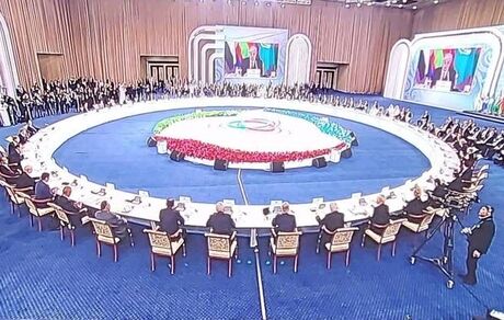 با حضور رئیس جمهور کشورمان، اجلاس سران کشورهای عضو کنفرانس «سیکا» آغاز شد