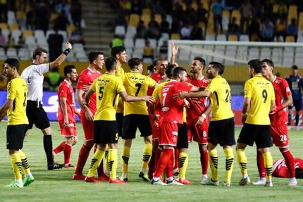 رسیدگی به پرونده تخلفات بازی پرسپولیس و سپاهان به تعویق افتاد