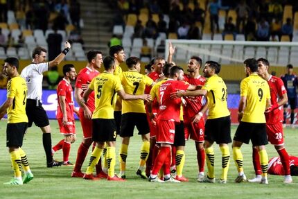 رسیدگی به پرونده تخلفات بازی پرسپولیس و سپاهان به تعویق افتاد