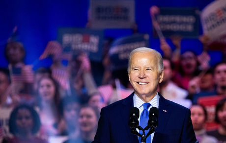 بایدن، ترامپ را بدون صلاحیت روانی اعلام کرد