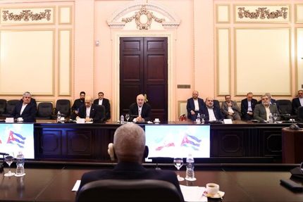 قالیباف: توسعه روابط بین ایران وکوبا ضروری است