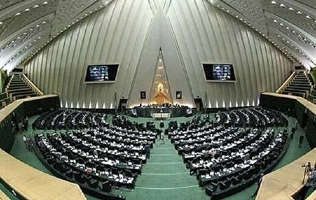 روزنامه جمهوری اسلامی: مجلس نه انقلابی عمل می کند ،نه می خواهد در راس امور باشد