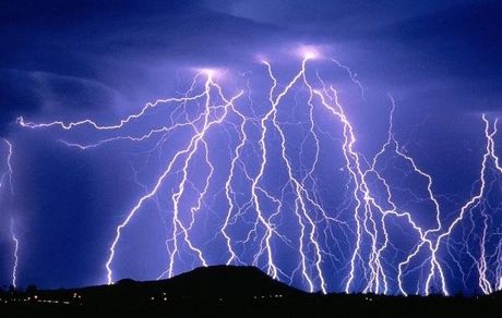 صاعقه جان دختر جوان مهابادی را گرفت