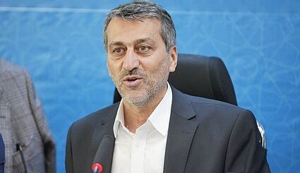 دبیر شورای عالی مناطق آزاد: مخالف واردات خودرو نیستیم / عمر مفید ۳۵ درصد خودروهای داخل کشور به سر آمده است