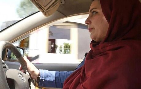 طالبان، گواهینامه گرفتن زنان را محدود می‌کند