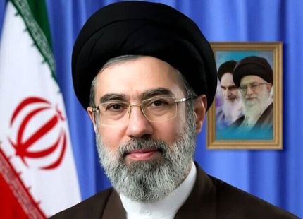 دستور تازه رهبر جدید انقلاب: تاکید بر ادامه‌ی خدمت مدیران و مسئولانی منصوب مستقیم قائد شهید