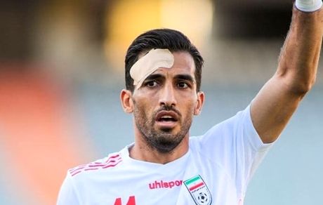  دوری 2 هفته ای امیری از میادین فوتبال/ هافبک پرسپولیس در بحرین ماندنی شد