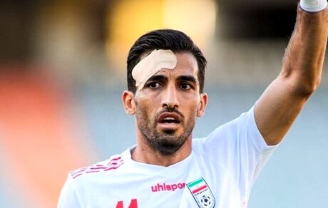  دوری 2 هفته ای امیری از میادین فوتبال/ هافبک پرسپولیس در بحرین ماندنی شد