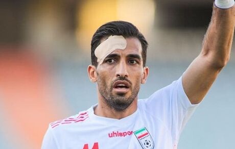  دوری 2 هفته ای امیری از میادین فوتبال/ هافبک پرسپولیس در بحرین ماندنی شد