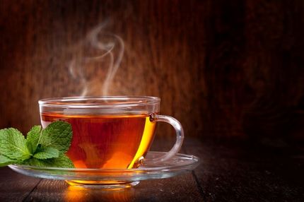 دو برابر شدن احتمال ابتلا به سرطان با نوشیدن چای داغ!