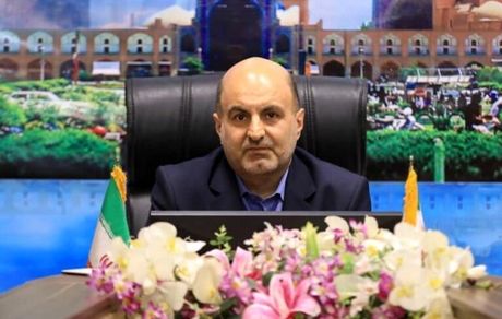 قدردانی فرماندار کاشان از عملکرد بانک مسکن اصفهان در طرح نهضت ملی/پرداخت بیش از ۹۸ هزار میلیارد ریال تسهیلات نهضت ملی در استان
