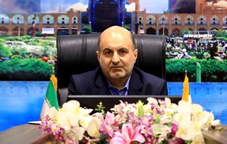 قدردانی فرماندار کاشان از عملکرد بانک مسکن اصفهان در طرح نهضت ملی/پرداخت بیش از ۹۸ هزار میلیارد ریال تسهیلات نهضت ملی در استان
