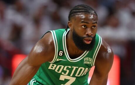 رکورد گرانترین بازیکن تاریخ لیگ بسکتبال NBA شکست