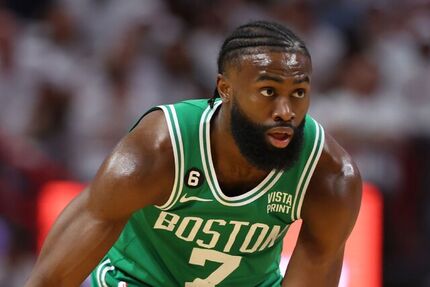رکورد گرانترین بازیکن تاریخ لیگ بسکتبال NBA شکست