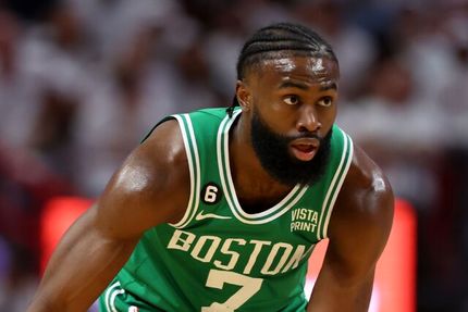 رکورد گرانترین بازیکن تاریخ لیگ بسکتبال NBA شکست