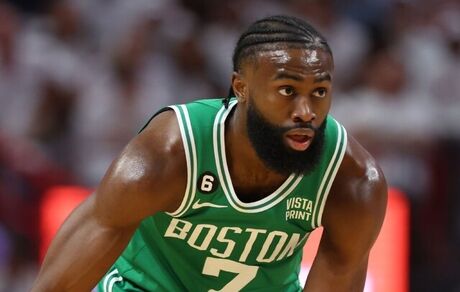 رکورد گرانترین بازیکن تاریخ لیگ بسکتبال NBA شکست
