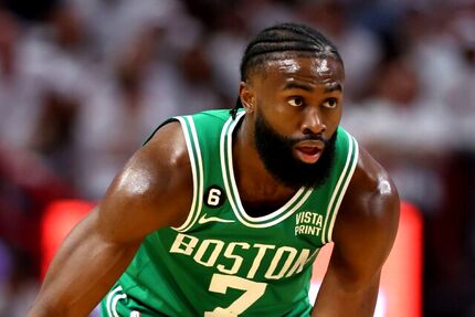 رکورد گرانترین بازیکن تاریخ لیگ بسکتبال NBA شکست