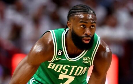 رکورد گرانترین بازیکن تاریخ لیگ بسکتبال NBA شکست