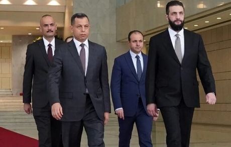 در سفر رسمی، جولانی وارد آمریکا شد