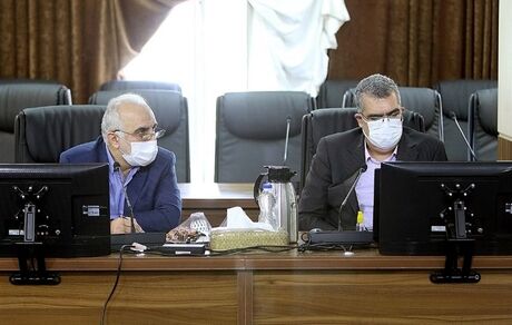 دژپسند: سیاست‌گذاری‌های کلان متناسب با الزامات اقتصاد مقاومتی اصلاح شده است
