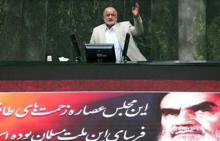 قاضی پور: برای بازگشت جوانان از خارج کشور به دانشگاه‌های ایرانی کاری کنید