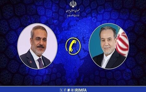 گفت و گوی عراقچی با وزیر خارجه ترکیه