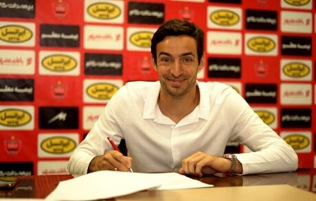 قرارداد مدافع گرجستانی پرسپولیس تمدید شد