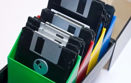 ژاپن برای انقراض فلاپی‌دیسک دست به کار شد