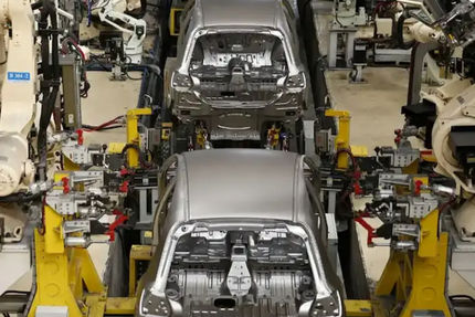 تصویب بسته حمایتی و افزایش سقف اعتباری شرکت های خودروساز 