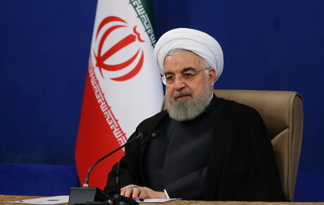 روحانی: نمی‌گذاریم لبخندی روی صورت مستبدین کاخ سفید بنشیند