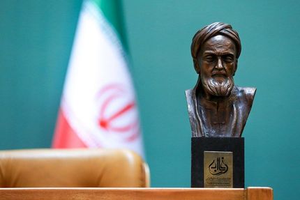 اعطای جایزه صلح و جنگ‌ستیزی در جشنواره فارابی/تغییرات جشنواره چهاردهم حوزه علوم انسانی