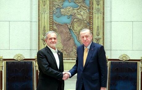 تاکید پزشکیان و اردوغان بر حل و فصل مسایل فیمابین و تسریع در اجرایی شدن توافقات تجاری