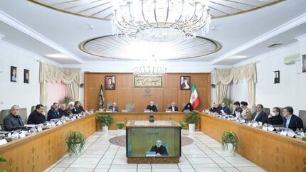 پزشکیان: وضعیت دریاچه ارومیه را جدی‌ترین چالش استاندار جدید آذربایجان‌غربی است