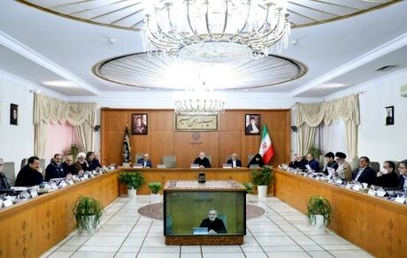 پزشکیان: وضعیت دریاچه ارومیه را جدی‌ترین چالش استاندار جدید آذربایجان‌غربی است
