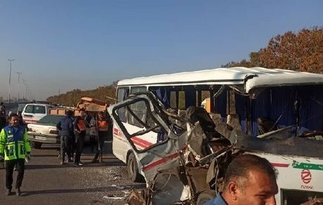 ۲۰ مصدوم در تصادف مینی‌بوس با خاور در استان قزوین