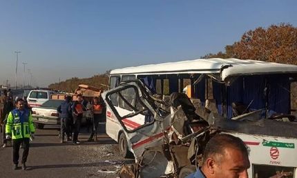 ۲۰ مصدوم در تصادف مینی‌بوس با خاور در استان قزوین