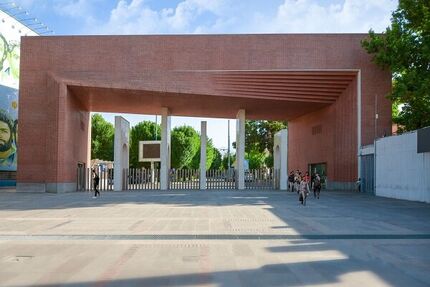 تغییر در زمانبندی برنامه امتحانی، آموزشی و دفاع از پروژه‌ها و رساله دانشگاه شریف