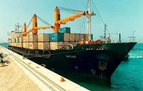 ظرفیت بنادر تجاری ایران تا ۱۴۲۴ دو برابر می‌شود