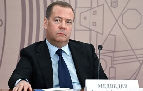 ادعای مدودف: مادورو عفو خواهدشد ولی نه توسط ترامپ
