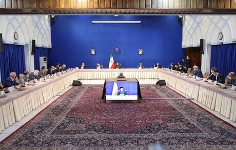 به بدهکاران بدحساب میدان ندهید؛ اسامی آن‌ها را منتشر و دستشان را قطع کنید