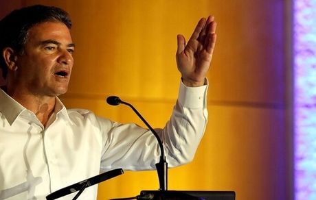 رئیس سابق موساد: انتقال پول قطر به غزه از کنترل خارج شد