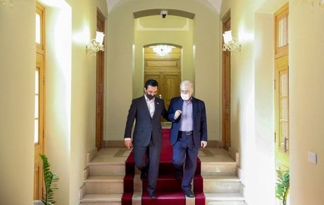قدردانی نمکی از آذری جهرمی برای همکاری در مدیریت کرونا