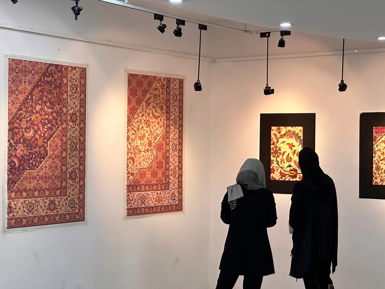نمایشگاه انفرادی طراحی نقوش ایرانی در ارومیه