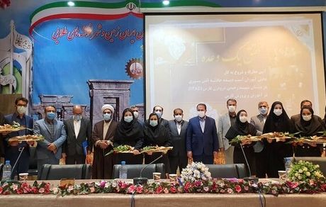 دانش آموزان حادثه دیده درودزنی به استخدام آموزش و پرورش درآمدند