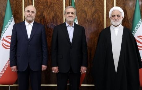 همدلی و عزم سران قوا برای تحقق شعار «سرمایه‌گذاری برای تولید»